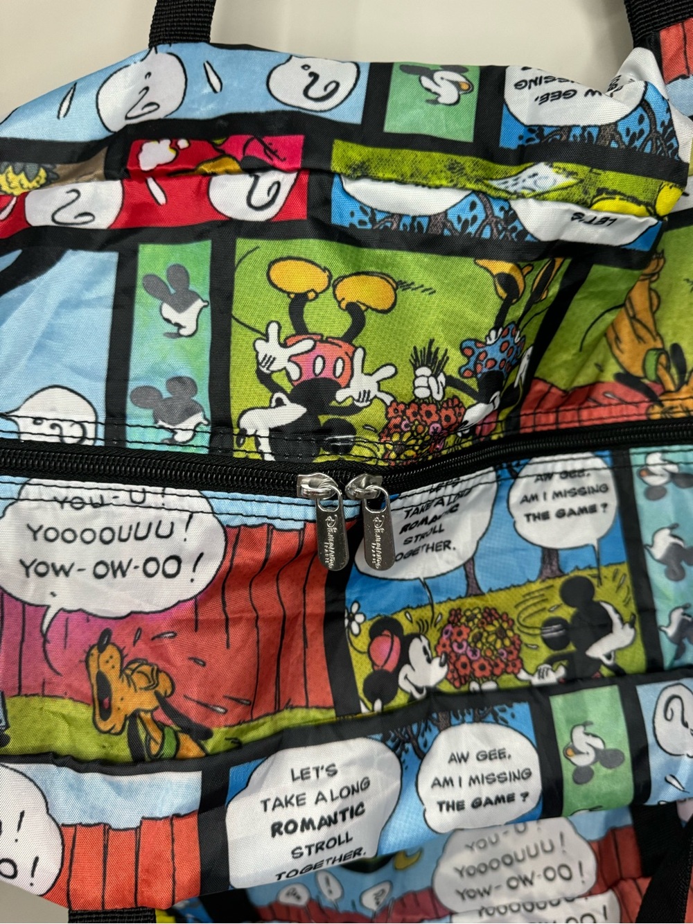 Disneyland NWT Paris Mickey Retro Comic-Print Travel Duffle Bag - Multicolor - Picture 9 of 11